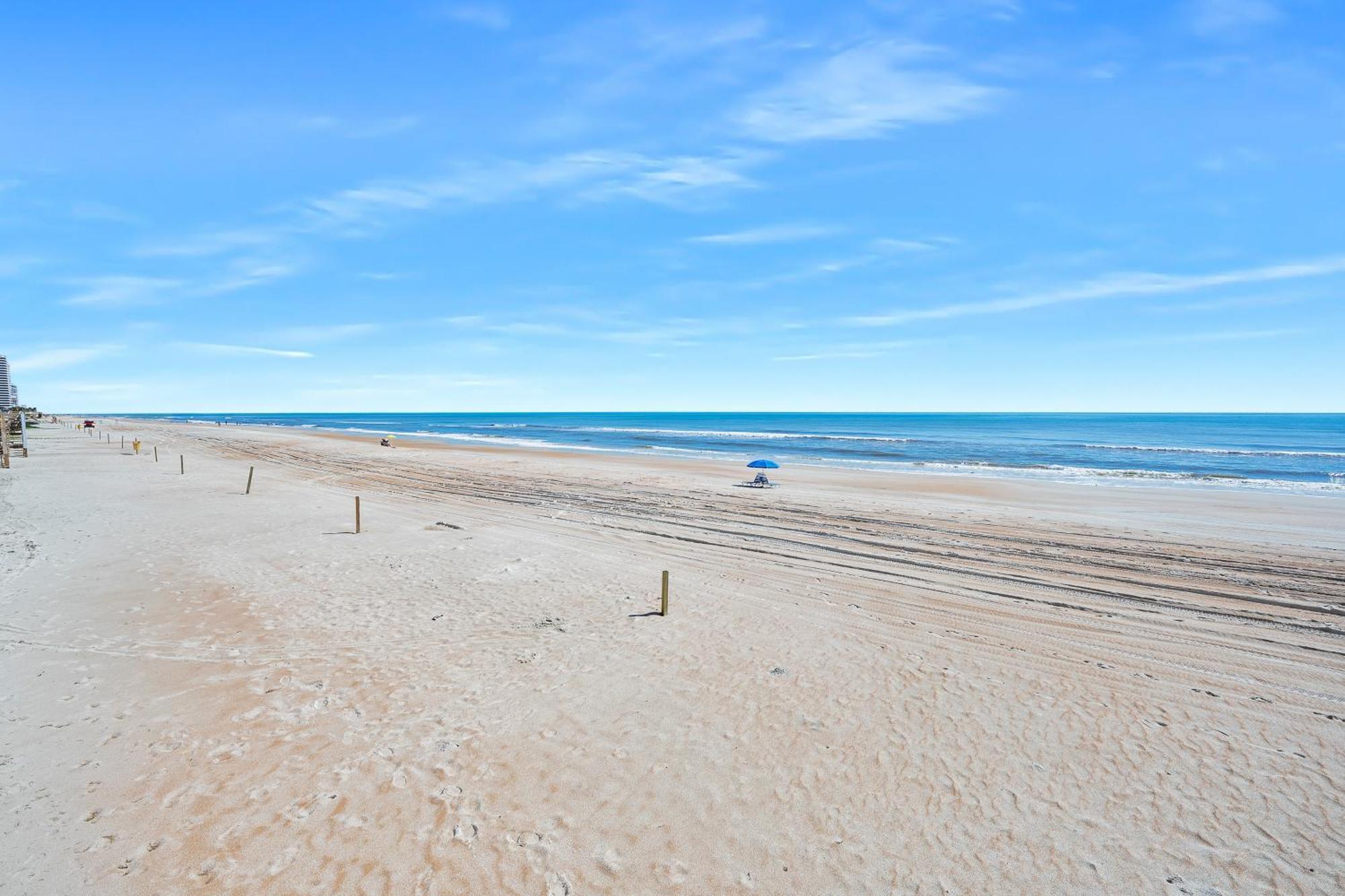 Oceanfront Daytona Beach Condo With Beach Views! Exterior photo